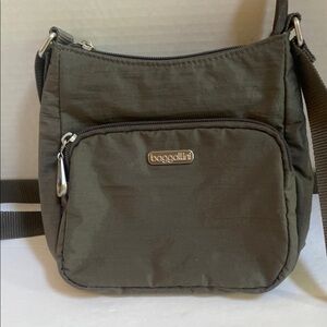 Baggallini Grey Super Lite Womens Crossbody Bag